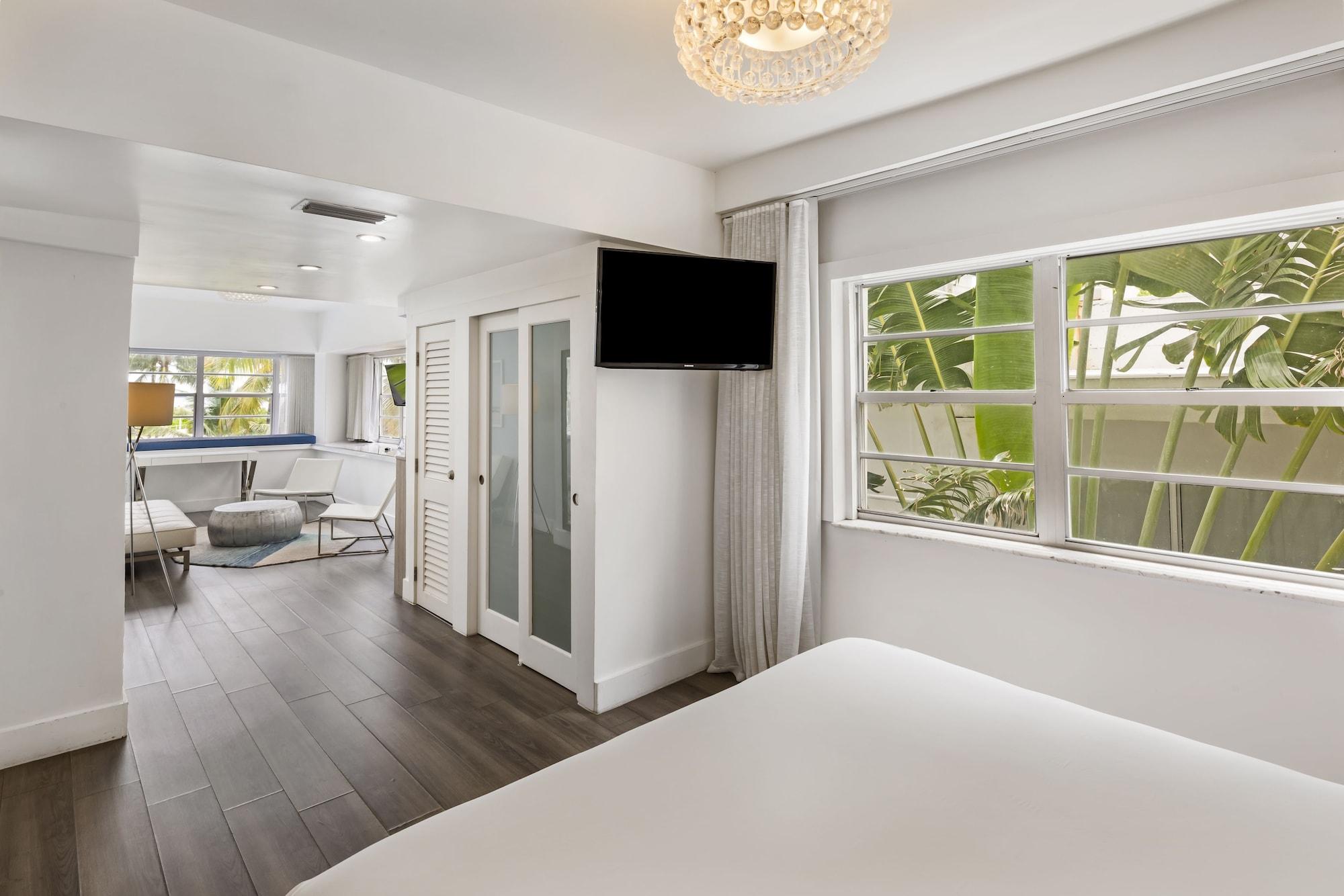 Penguin Hotel Miami Beach Exterior photo